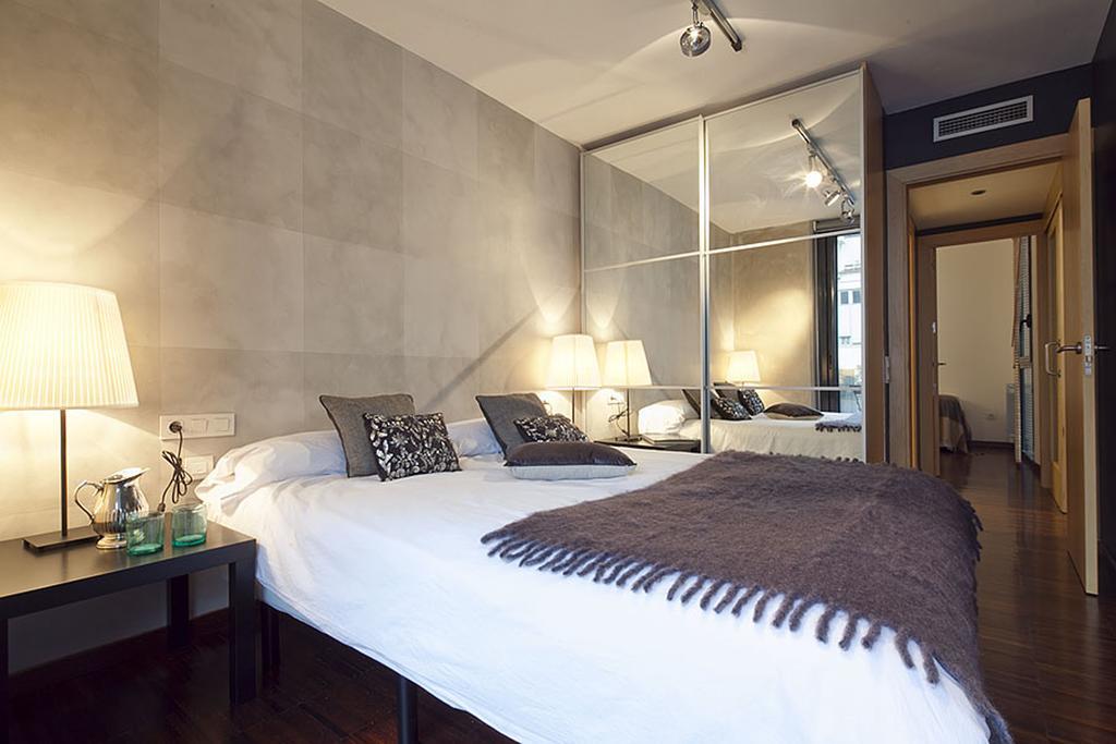 Apartment Barcelona Rentals - Sarria Apartments Near Center Exterior foto
