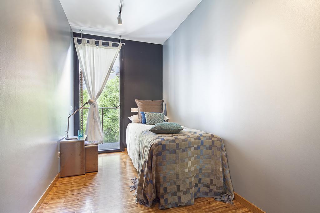 Apartment Barcelona Rentals - Sarria Apartments Near Center Exterior foto